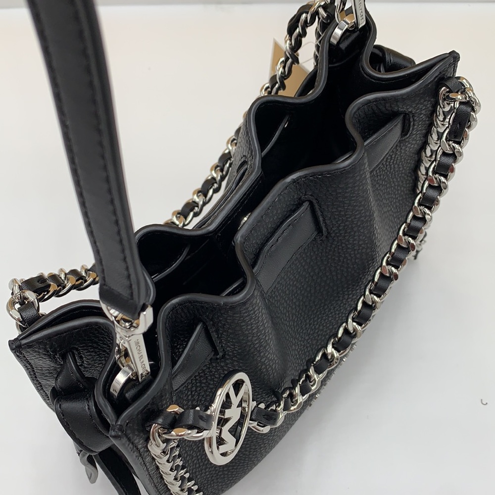 MICHAEL KORS
Mina Small Belted Pebbled Leather Chain Crossbody Bag Black color - Picture 8 of 15